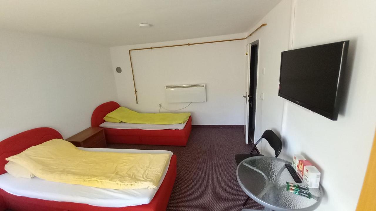 Mahala Apartments - Free Garage Sarajevo Luaran gambar